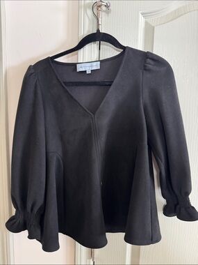 Tuckernuck Black V-Neck Peplum Blouse